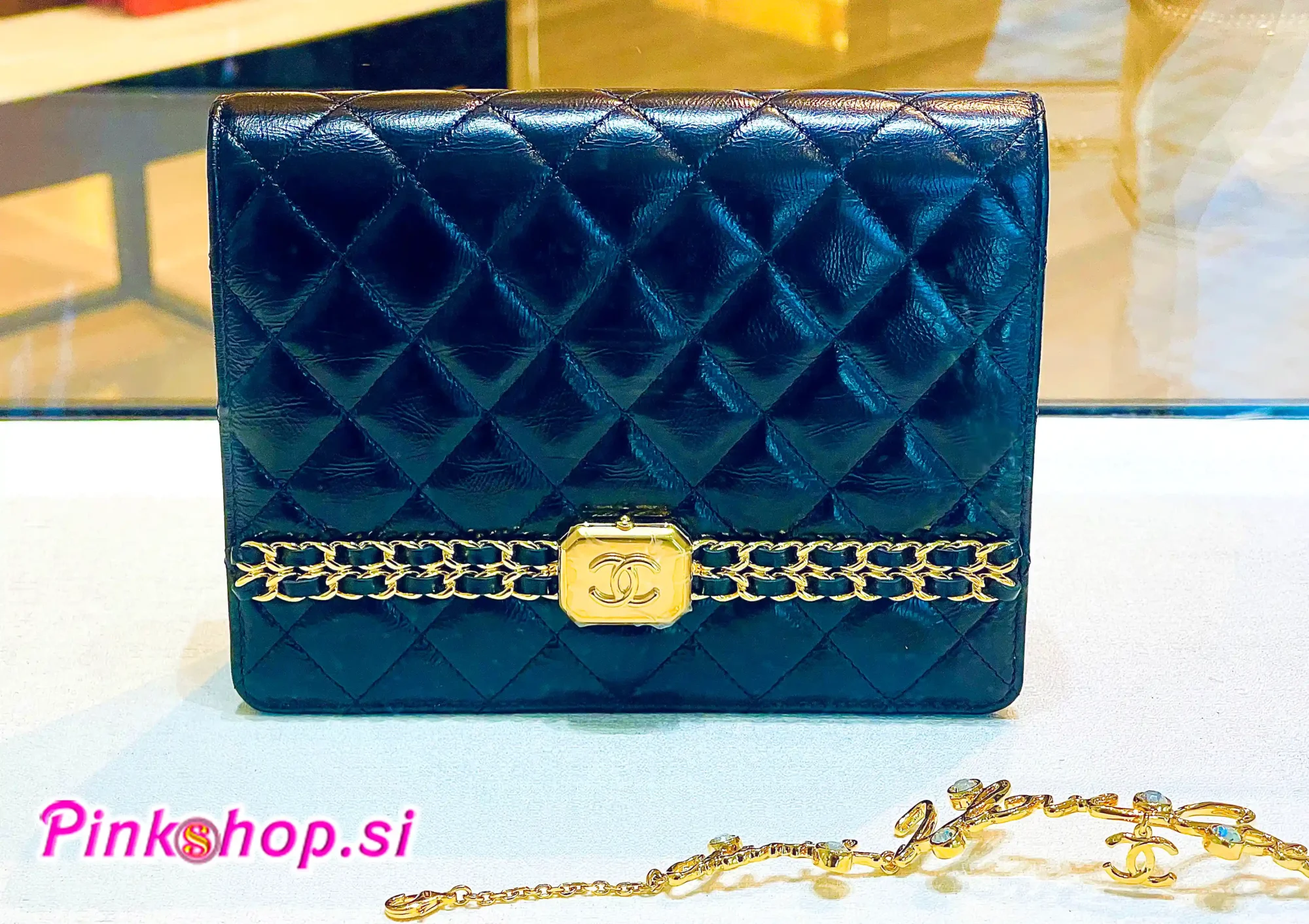 Chanel bag, luksuzna torbica, arhiv Pinkshop.si