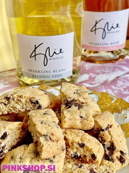 Ilich čokoladni piškoti in Kylie Minogue Wines, arhiv Pinkshop.si