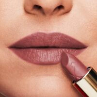 Max Factor Colour Elixir Toasted Almond 010 vlažilna šminka, Pinkshop.si
