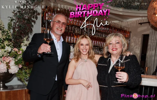 KYLIE_MINOGUE_LAUNCH_EVENT_@JAMESDKELLY_0318 Happy Birthday, Pinkshop.si
