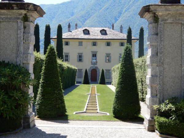 Hudičevka v Pradi 2 (2026), Villa Balbiano, prizorišče snemanja