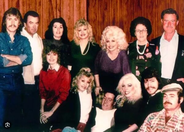 Dolly Parton s sorojenci