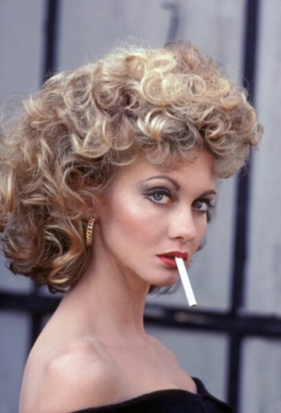 Olivia Newton-John v Grease, Briljantini kot Sandy