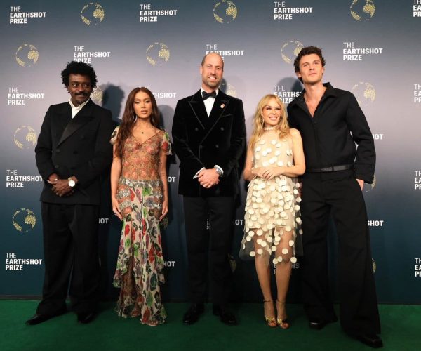 Slavna pevka Kylie Minogue in princ William združila moči za okolje na gala dogodku Earthshot Prize 2025 v Riu de Janeiru. PINKSHOP.SI