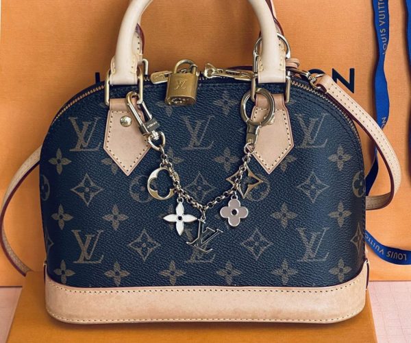Louis-Vuitton-LV-Pinkshop.si_