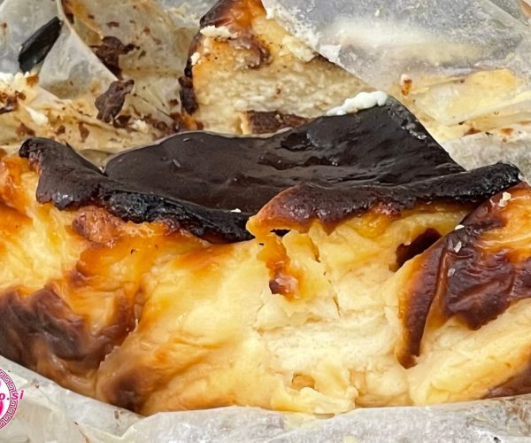 San Sebastián cheesecake, arhiv Pinkshop.si